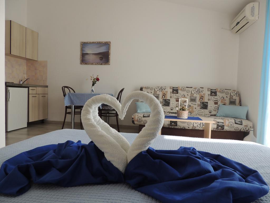 Apartments Barcarola 帕格 外观 照片